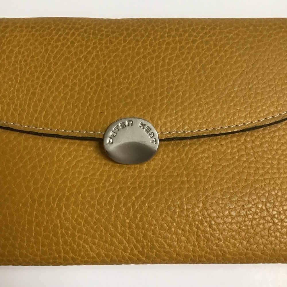 Peter Kent Pebbled Leather Clutch Wallet Yellow Gold Snap Close Zip Buenos Aires — image 5 of 8